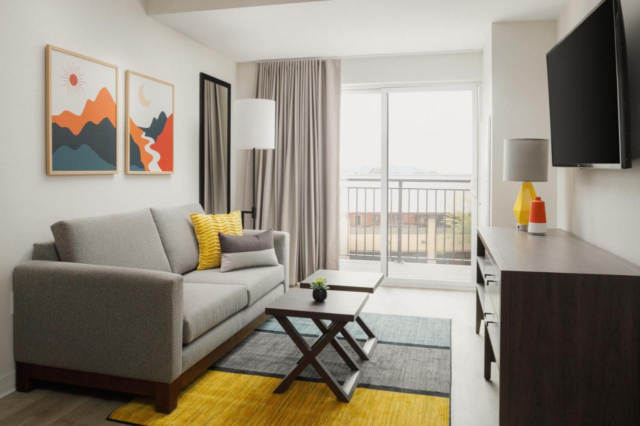 Waterwalk Extended Stay By Wyndham Jacksonville Deerwood Pk المظهر الخارجي الصورة